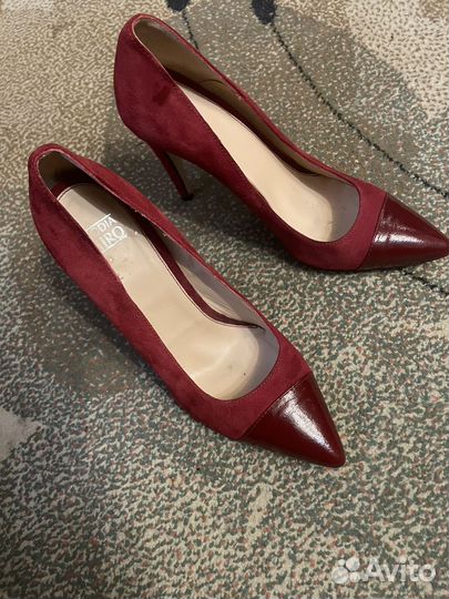 Туфли женские красные(замша)