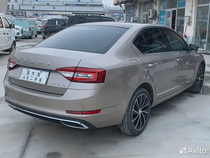 Skoda Octavia (China) 1.5 AT, 2020, 53 000 км