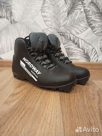 Ботинки лыжные 40 -41 размер