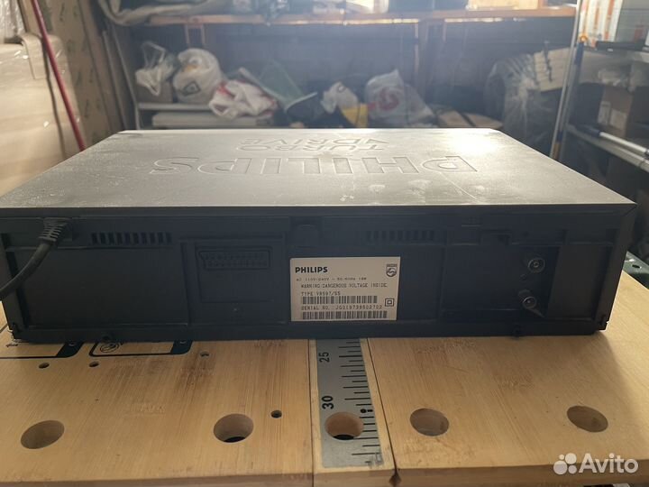 Видеомагнитофон Philips vr597/55