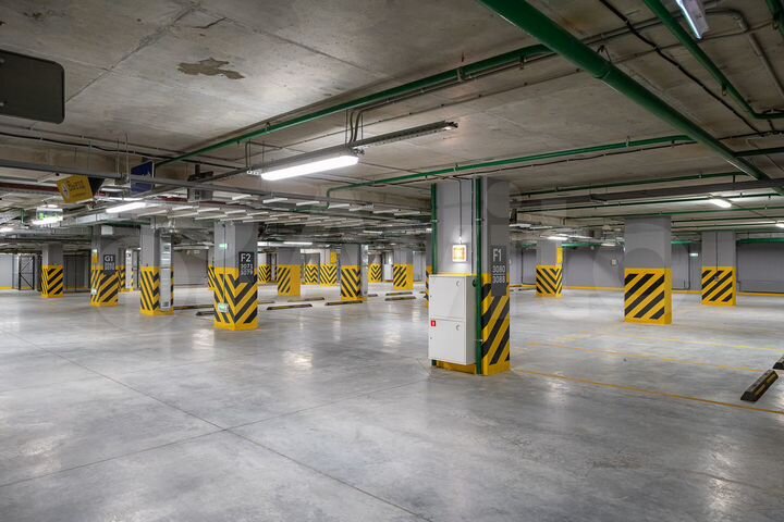 Машиноместо, 13 м²