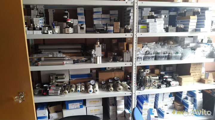 Пневмораспределитель 4V110-06. Camozi Festo AirTac