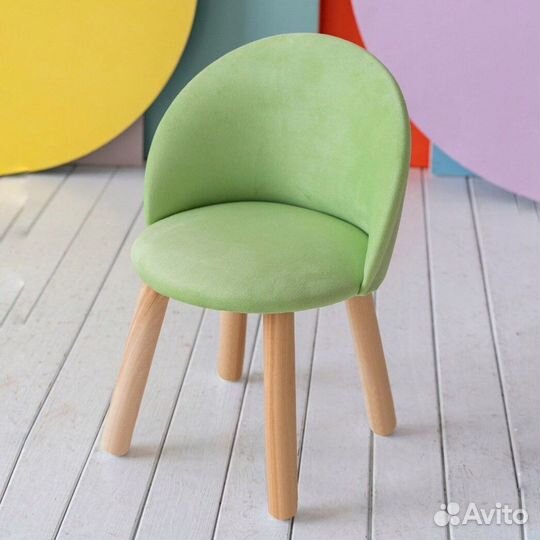 Детский мягкий стульчик и столик