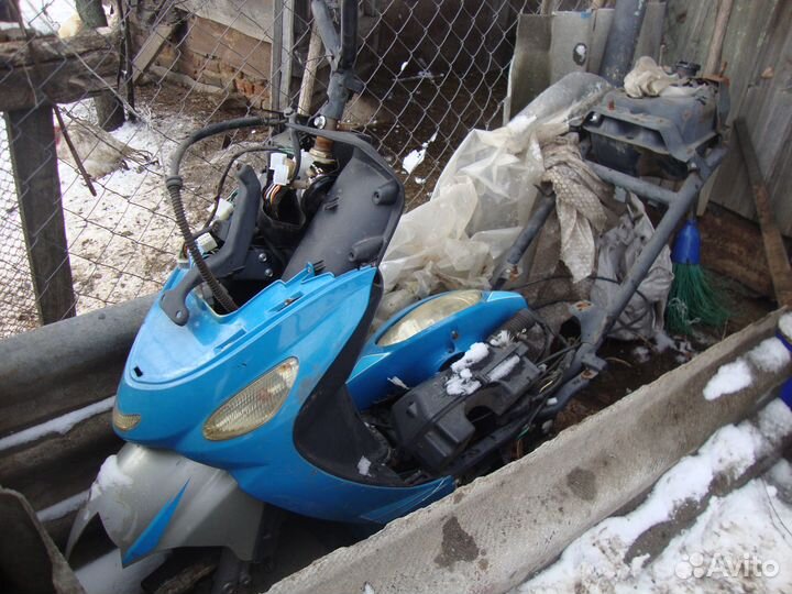 Запчасти на скутер Стелс и на Джи икс 4т