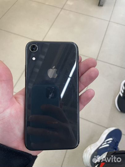 iPhone Xr, 64 ГБ