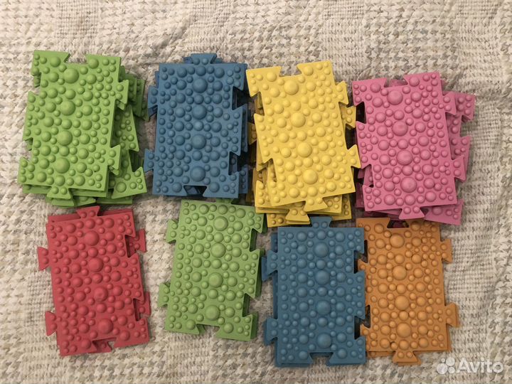 Детский массажный коврик ортопедический