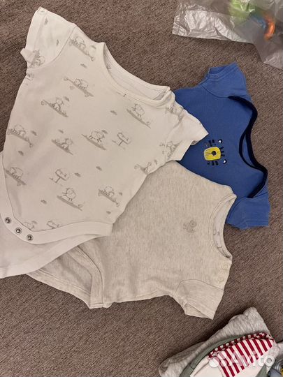 Вещи 0-3 бесплатно отдам и пачку памперсов