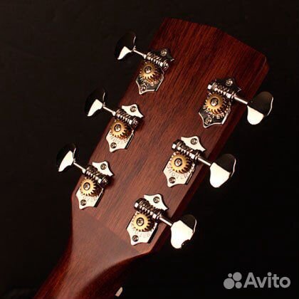 Гитара электроакустическая