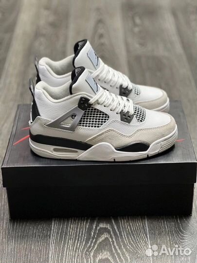 Кроссовки Nike Air Jordan 4