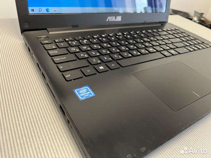 Ноутбук asus x553s