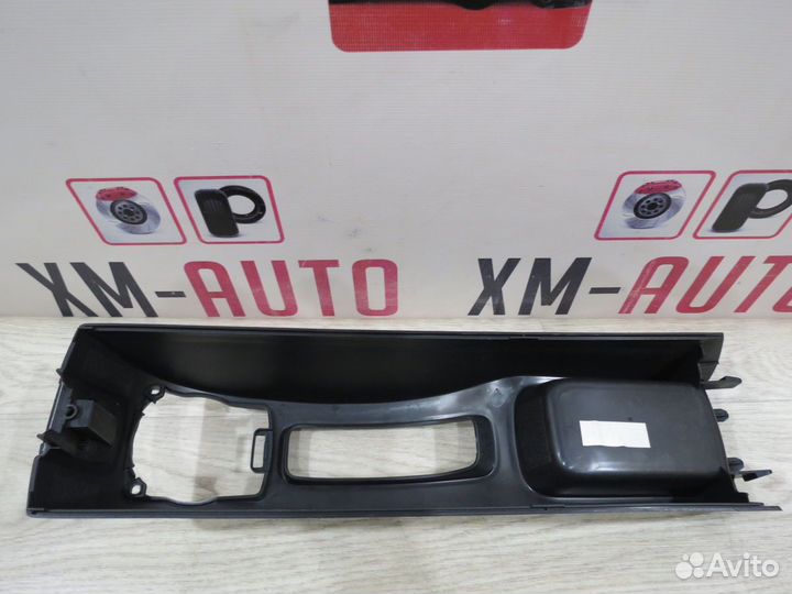 Накладка ручника Renault Sandero 2