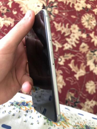 iPhone 6S, 64 ГБ