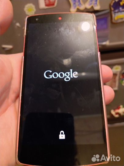 LG Nexus 5 D821, 2/16 ГБ