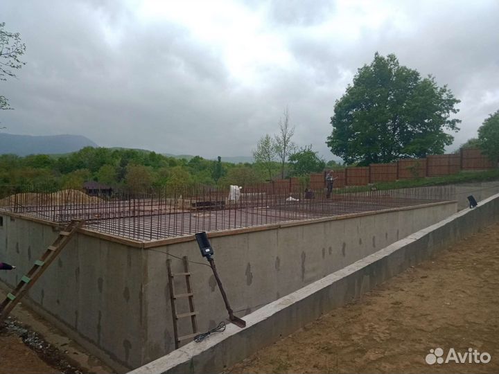 Фундаменты, бетон. Кладка кирпича, блока. Кровля