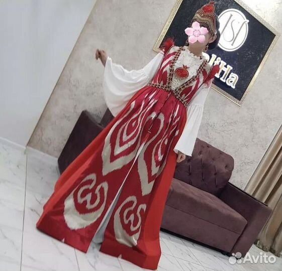 Дизайнер швея