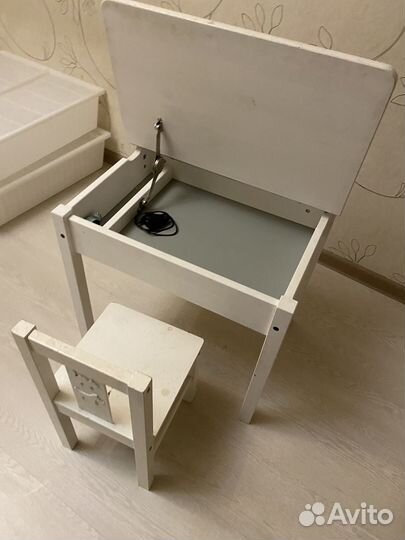 Столик и стульчик для детей