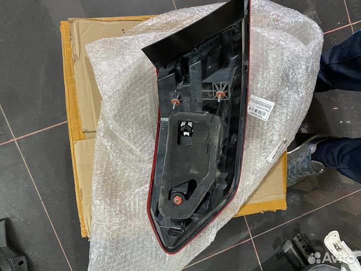 Mercedes w212 задняя правая фара