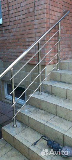 Ограждения, перила лестниц из нержавеющей стали