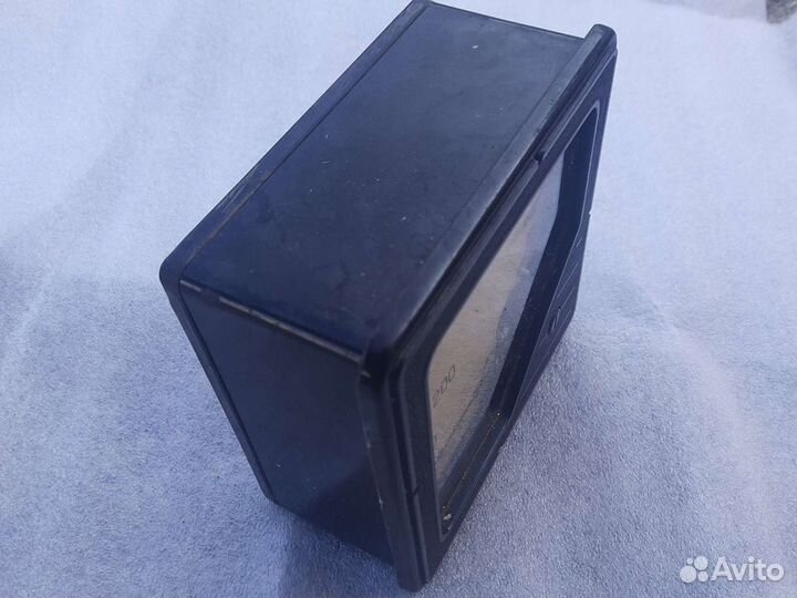 Вольтметр большой