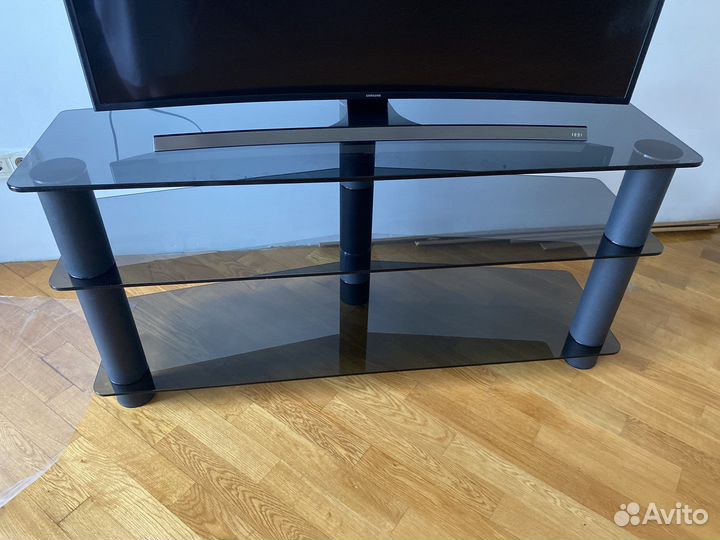Тумба под тв стеклянная
