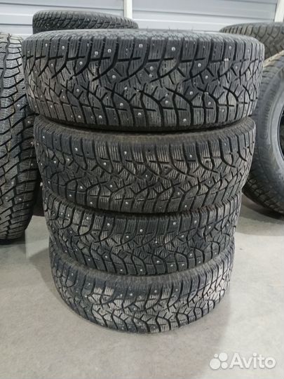 Bridgestone Blizzak Spike-02 185/65 R15 88T