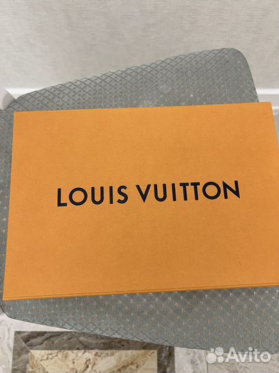 Шарфы и палантины