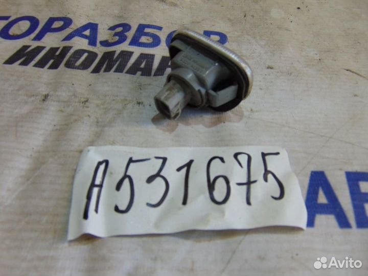 Повторитель на крыло для Toyota Corolla 9 2001-20