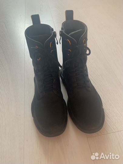 Ботинки демисезонные размер 35