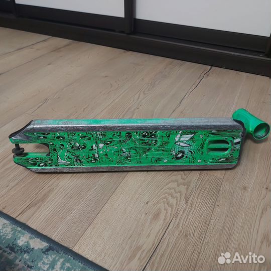 Дека для трюкового самоката хелло бич