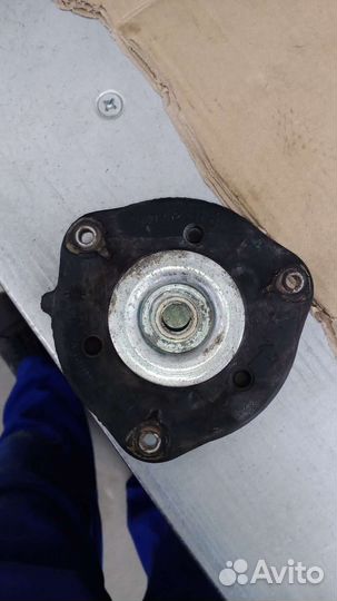 Опора амортизатора Тигуан