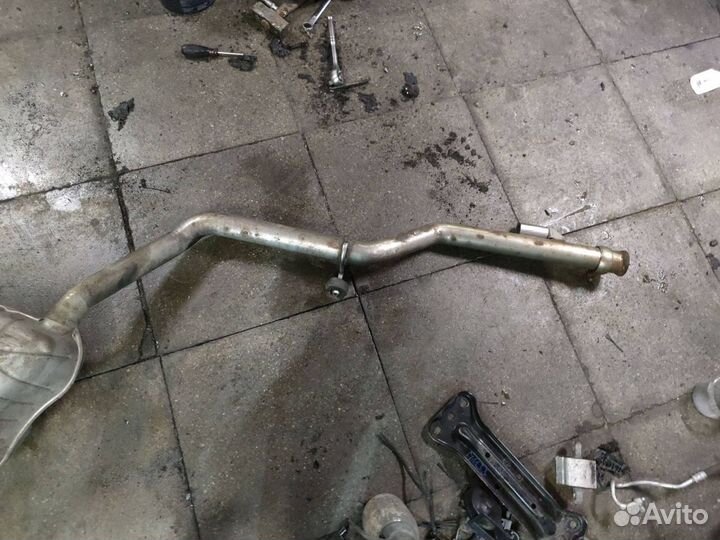 Банка глушителя задняя Mercedes-Benz C-Класс