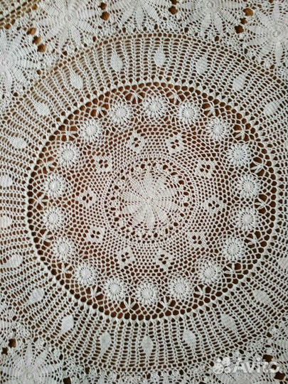 Скатерть ручной работы