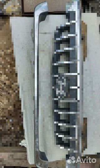 Нижняя часть решётки радиатора hyundai starex 1