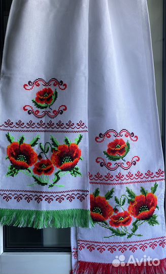 Вышитые рушники ручной работы
