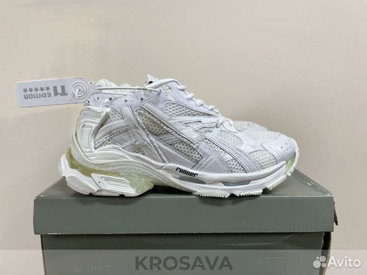 Кроссовки Balenciaga Runner