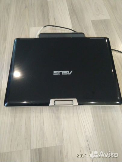 Ноутбук asus C90S