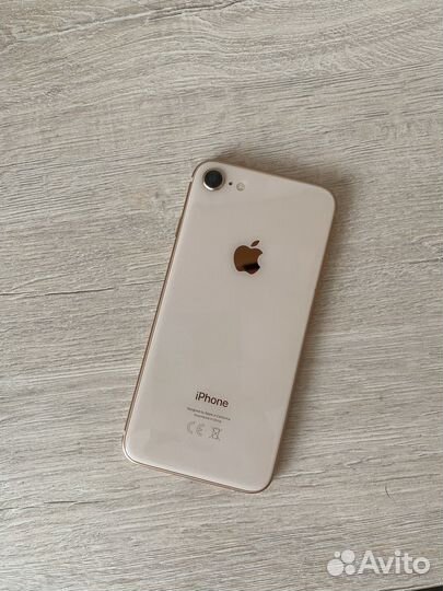 iPhone 8, 64 ГБ