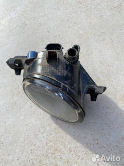 Фара противотуманная левая Nissan Qashqai