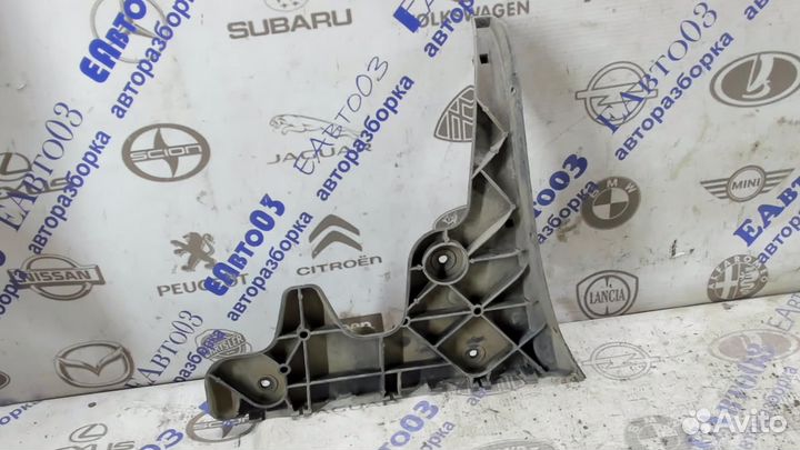 Направляющая заднего бампера левая Audi A6 C6,4F 2