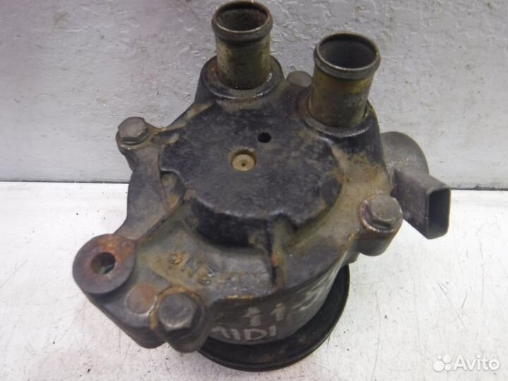 Насос гур Isuzu Midi