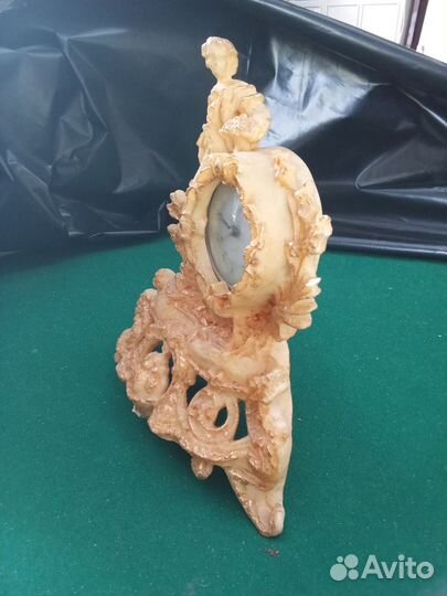 Настольные часы