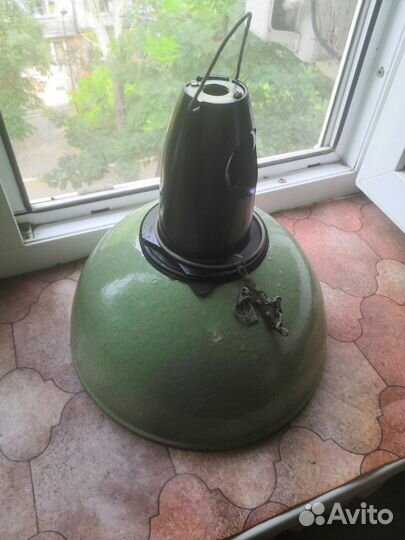 Светильник эмалированный промышленный