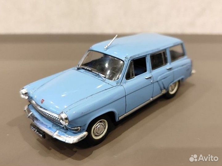 Коллекционная модель газ-22 Волга 1:43