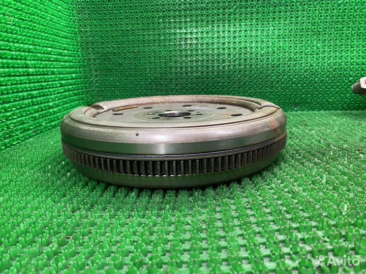 Маховик DSG6 04E105266E