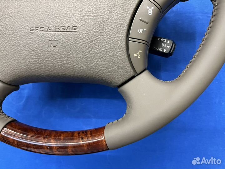 Руль оригинальный под дерево Toyota Prado 120