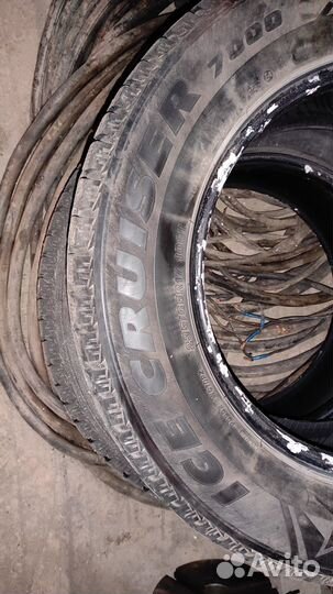 Bridgestone Ice Cruiser 7000 235/65 R17
