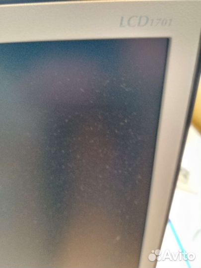 Монитор LCD 1701