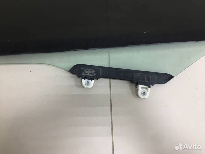 Стекло двери задней левой Nissan Almera 3 G11, G15