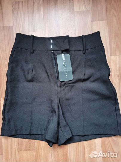 Шорты новые