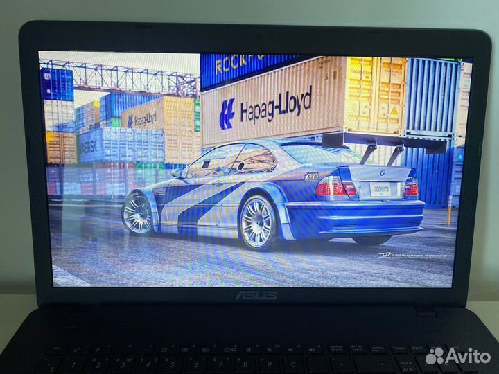 Asus 17.3/4 ядра/820m/SSD